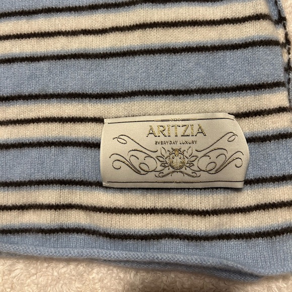 Aritzia Cashmere Scarf Color Dew Blue / Whisper White One Size - Picture 3 of 10
